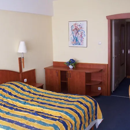 Matyas Kiraly Gyogy- Es Wellness Hotel 3*