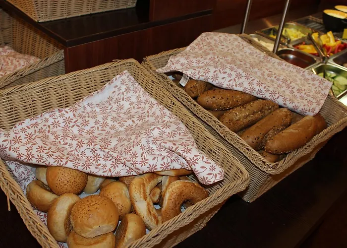 Matyas Kiraly Gyogy- Es Wellness 3*