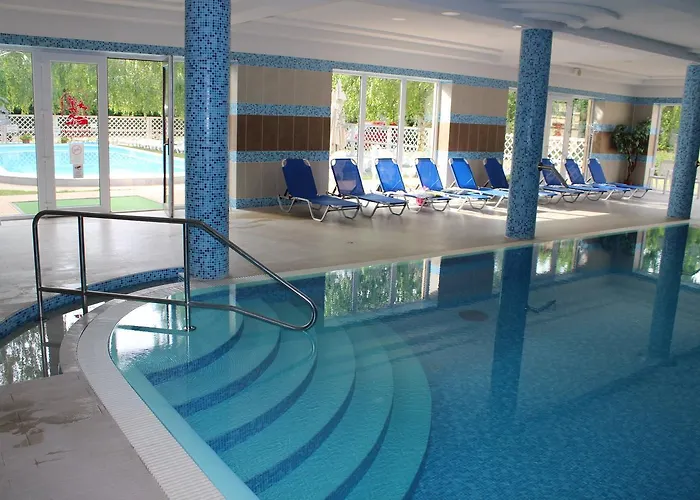 Matyas Kiraly Gyogy- Es Wellness Hotell 3*