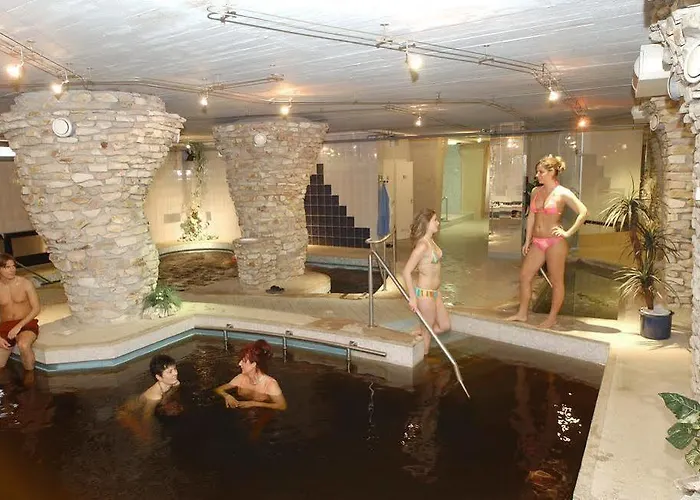 Matyas Kiraly Gyogy- Es Wellness 3*